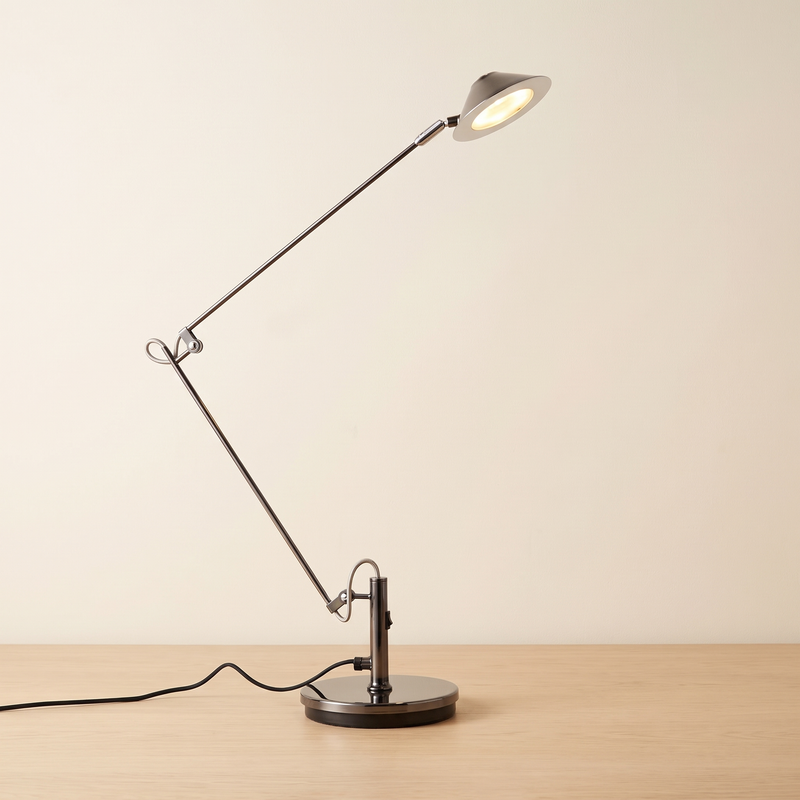 Taskara Adjustable Task Lamp