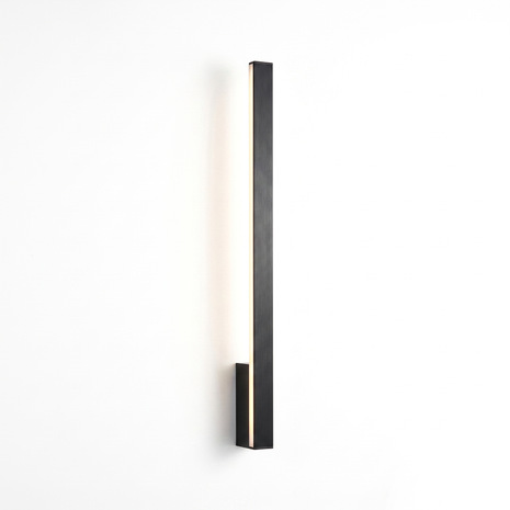 Comvilo Linear LED Wall Light in Black, primary full-product view