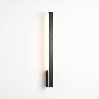 Comvilo Linear LED Wall Light in Black, detail view