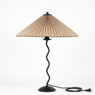 Ondine Pleated Table Lamp in Black and Beige, detail view