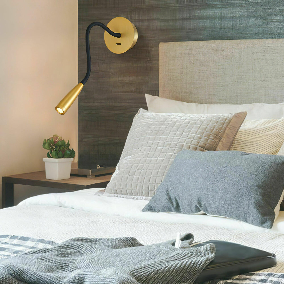 Flexi Hose Wall Light – image 19