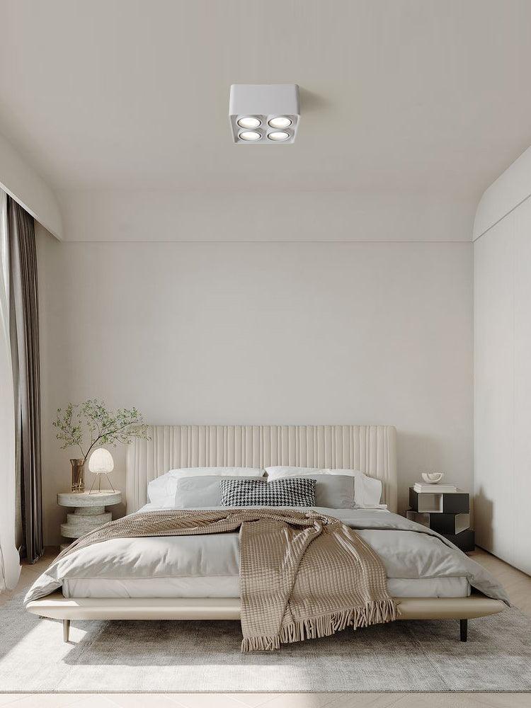 Giyan Adjustable Spotlight