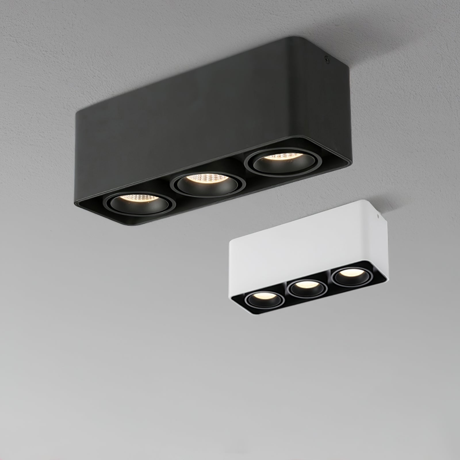 Giyan Adjustable Spotlight