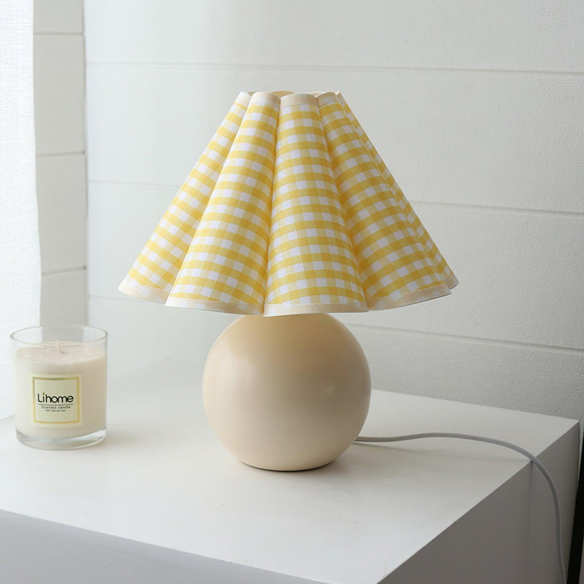 Kicsi Knife Pleat Table Lamp – image 3