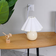 Kicsi Knife Pleat Table Lamp