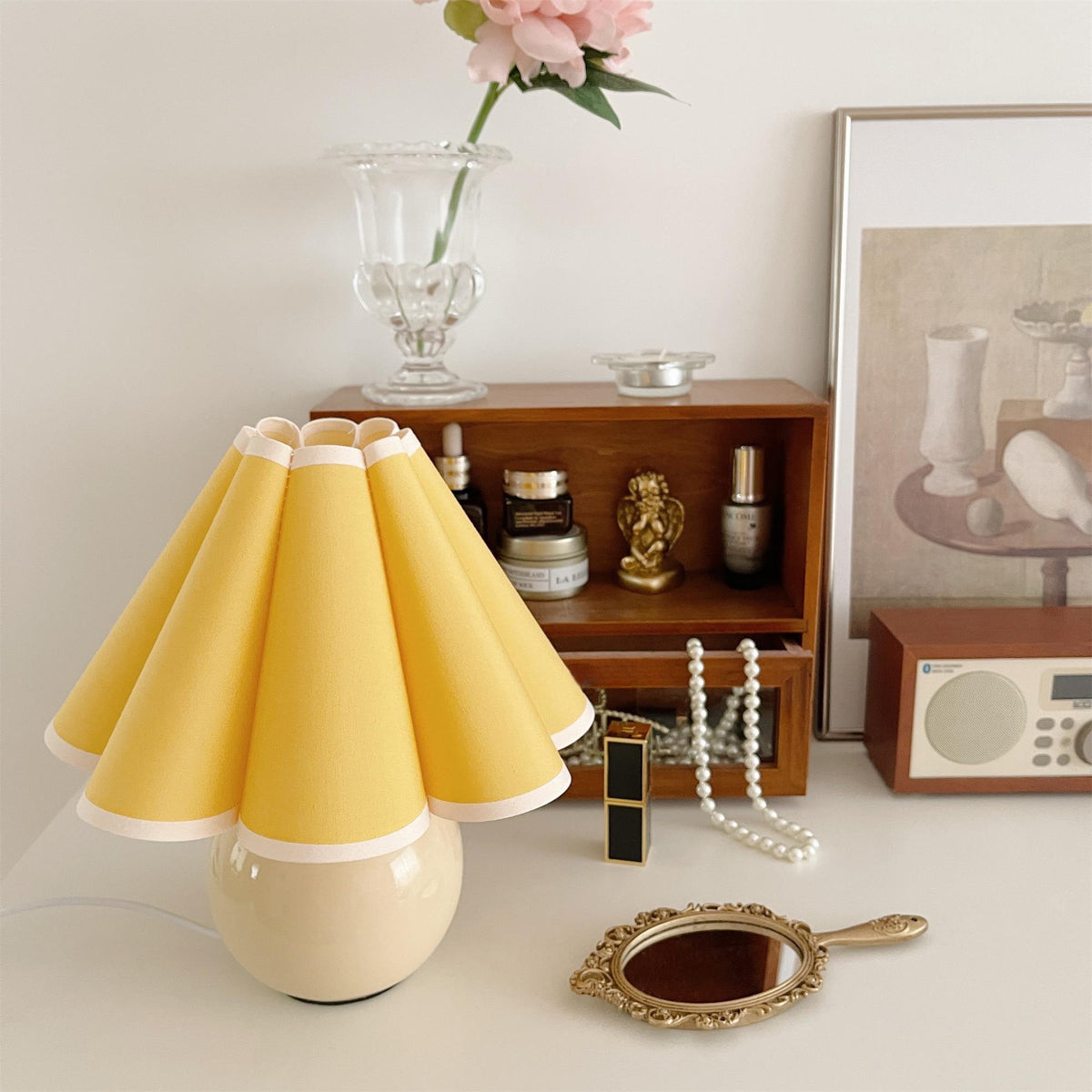 Kicsi Knife Pleat Table Lamp – image 17