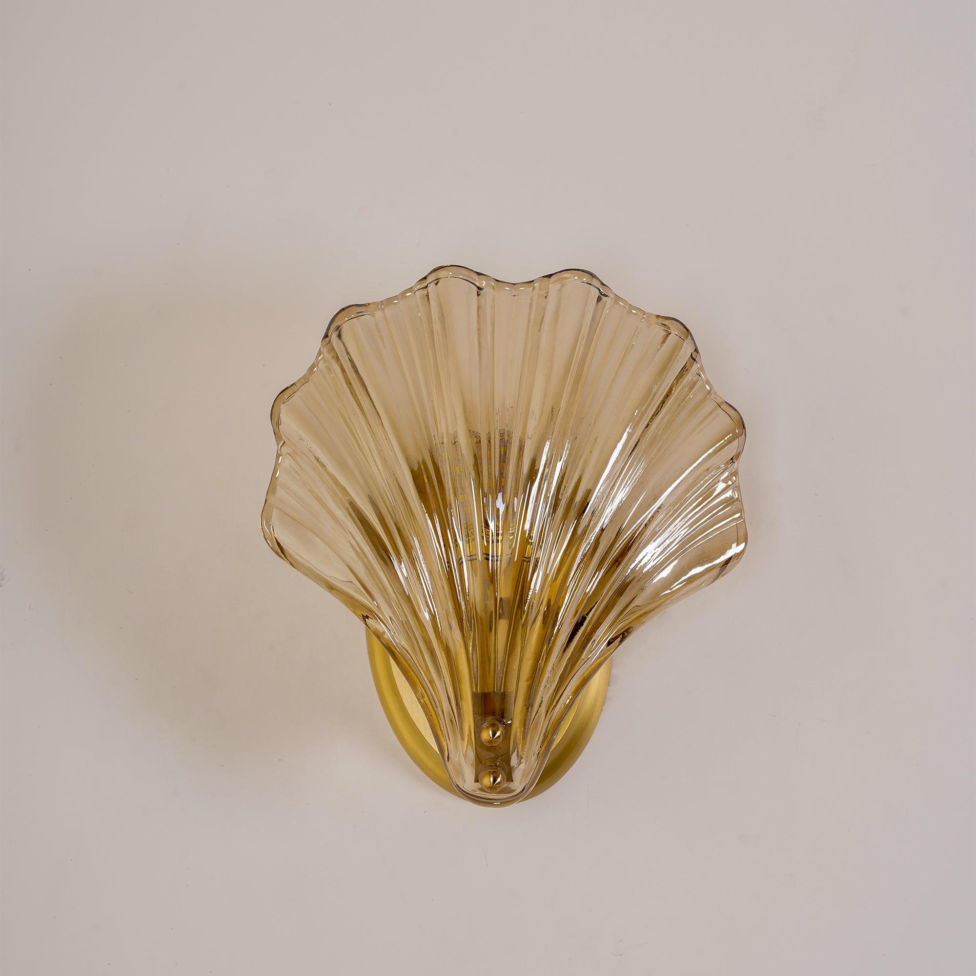 Coquille Brass Shell Wall Light
