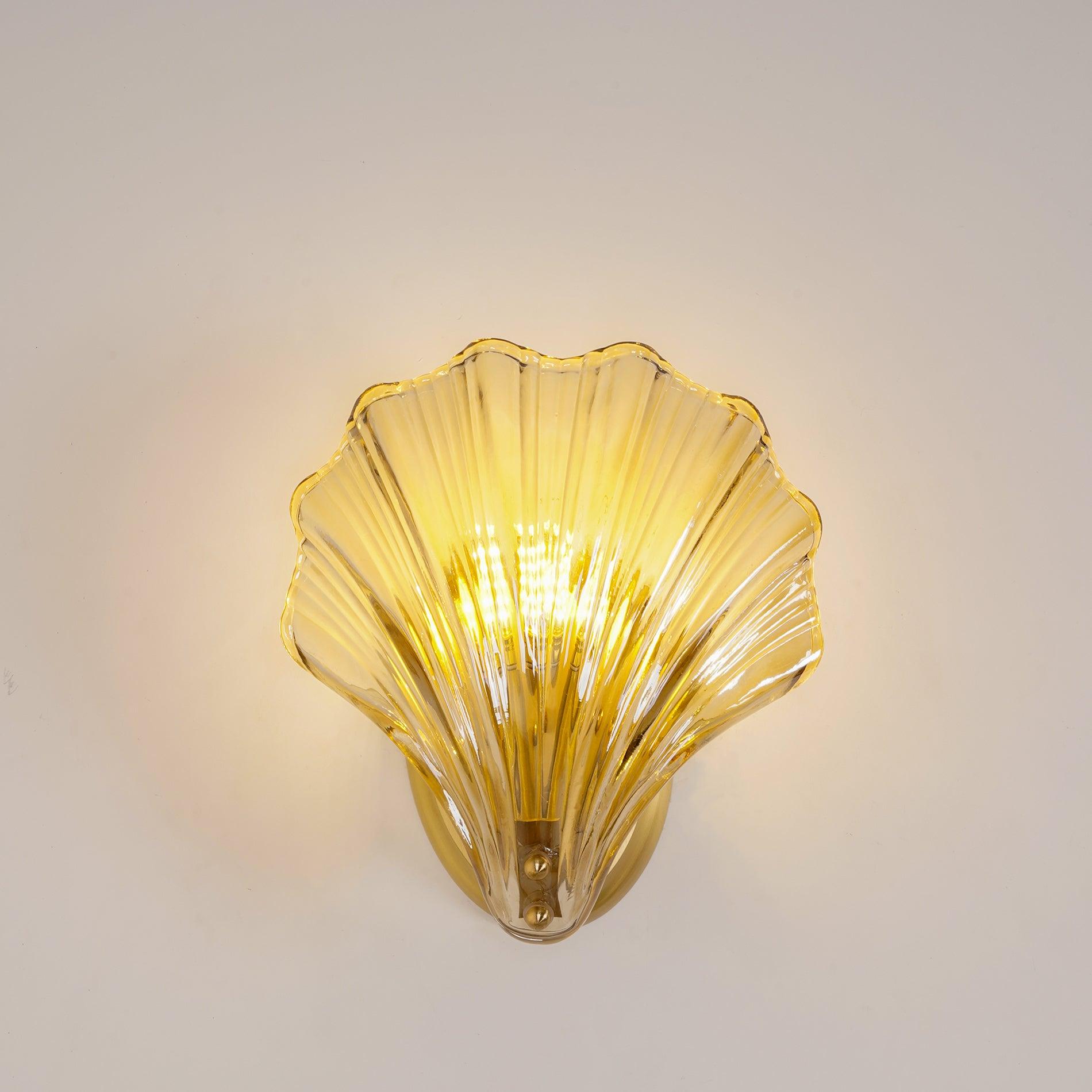 Coquille Brass Shell Wall Light