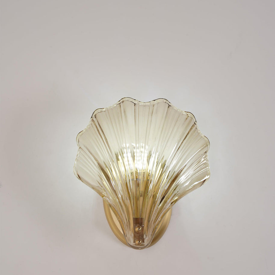 Coquille Brass Shell Wall Light