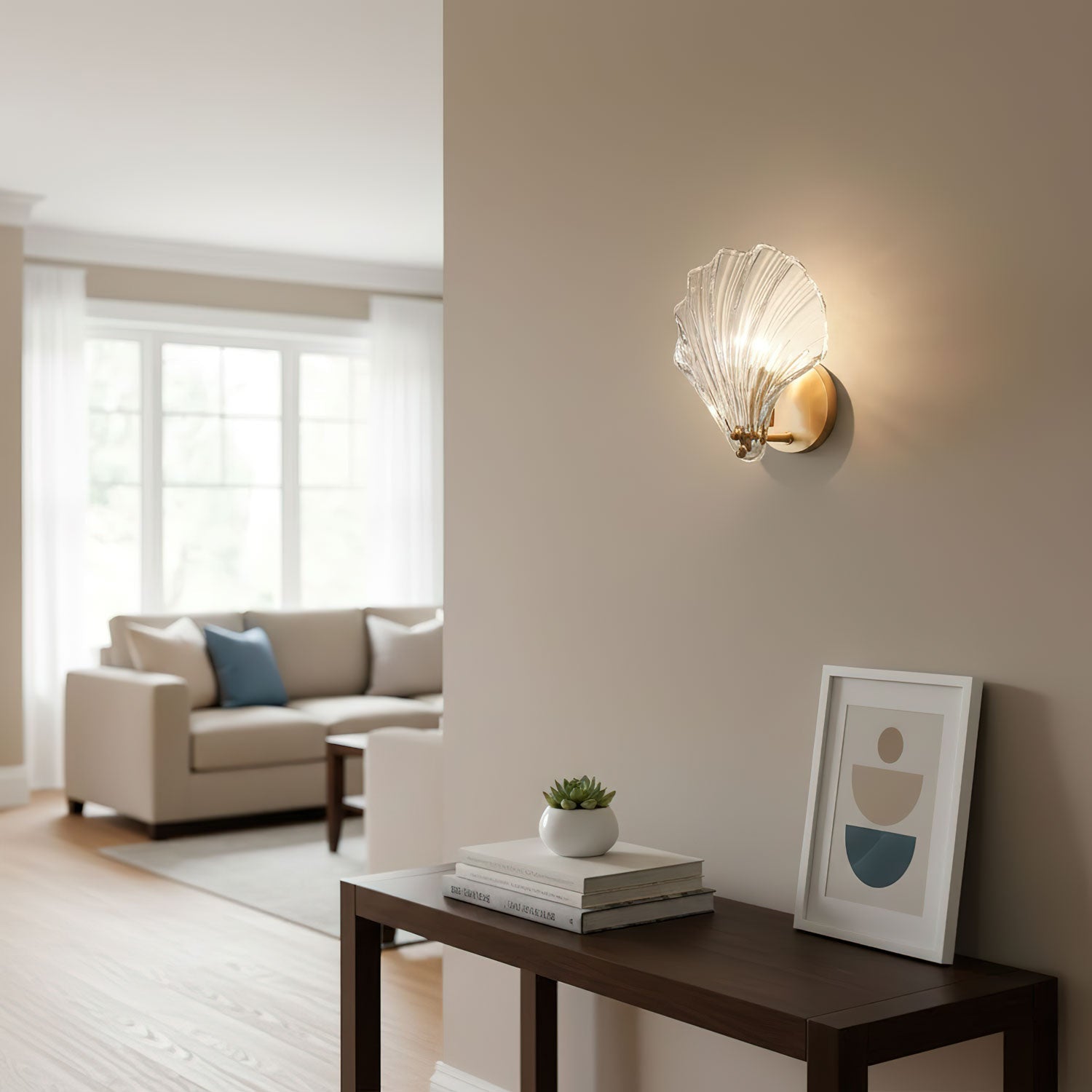 Coquille Brass Shell Wall Light