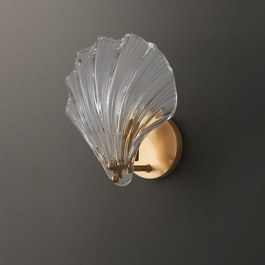 Coquille Brass Shell Wall Light