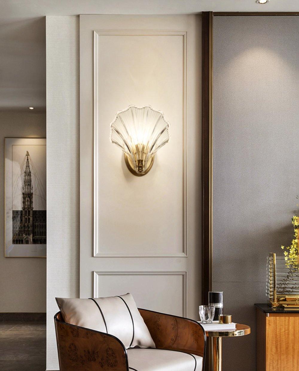 Coquille Brass Shell Wall Light