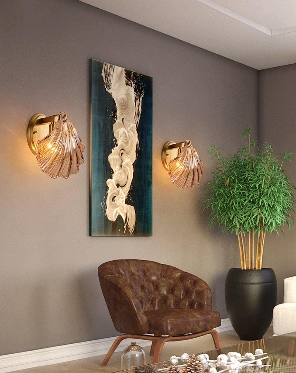 Coquille Brass Shell Wall Light