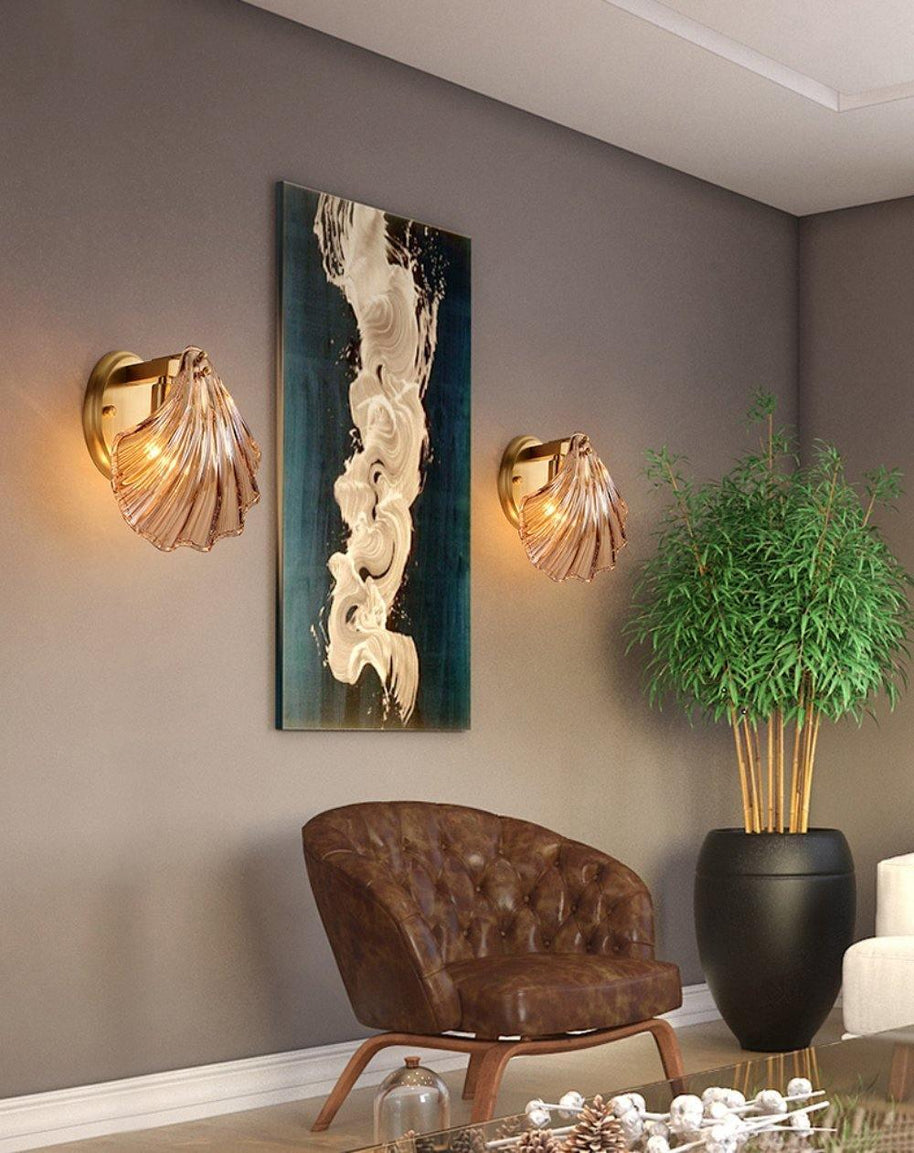 Coquille Brass Shell Wall Light