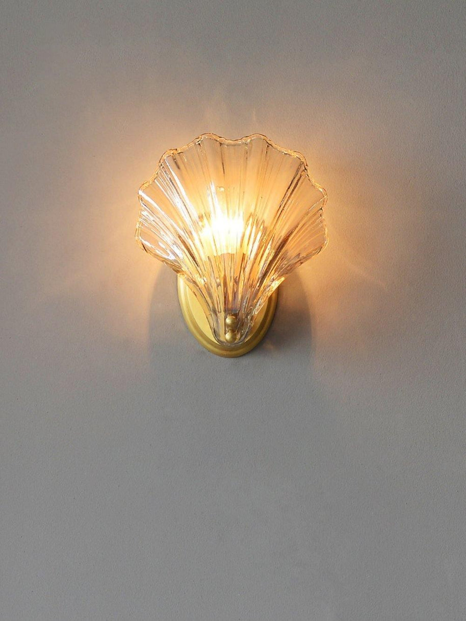 Coquille Brass Shell Wall Light