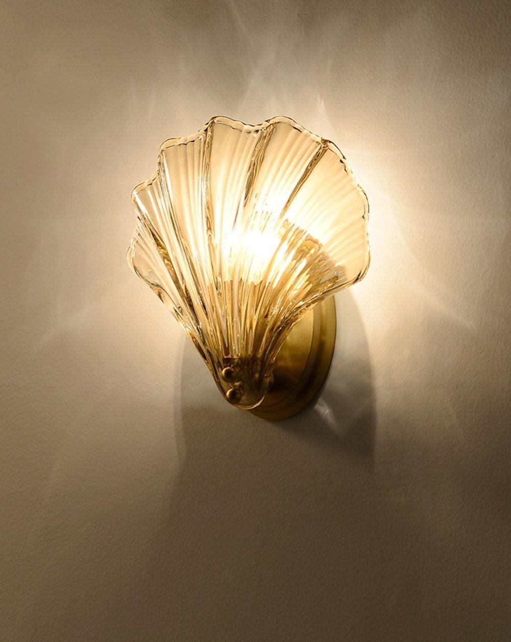 Coquille Brass Shell Wall Light
