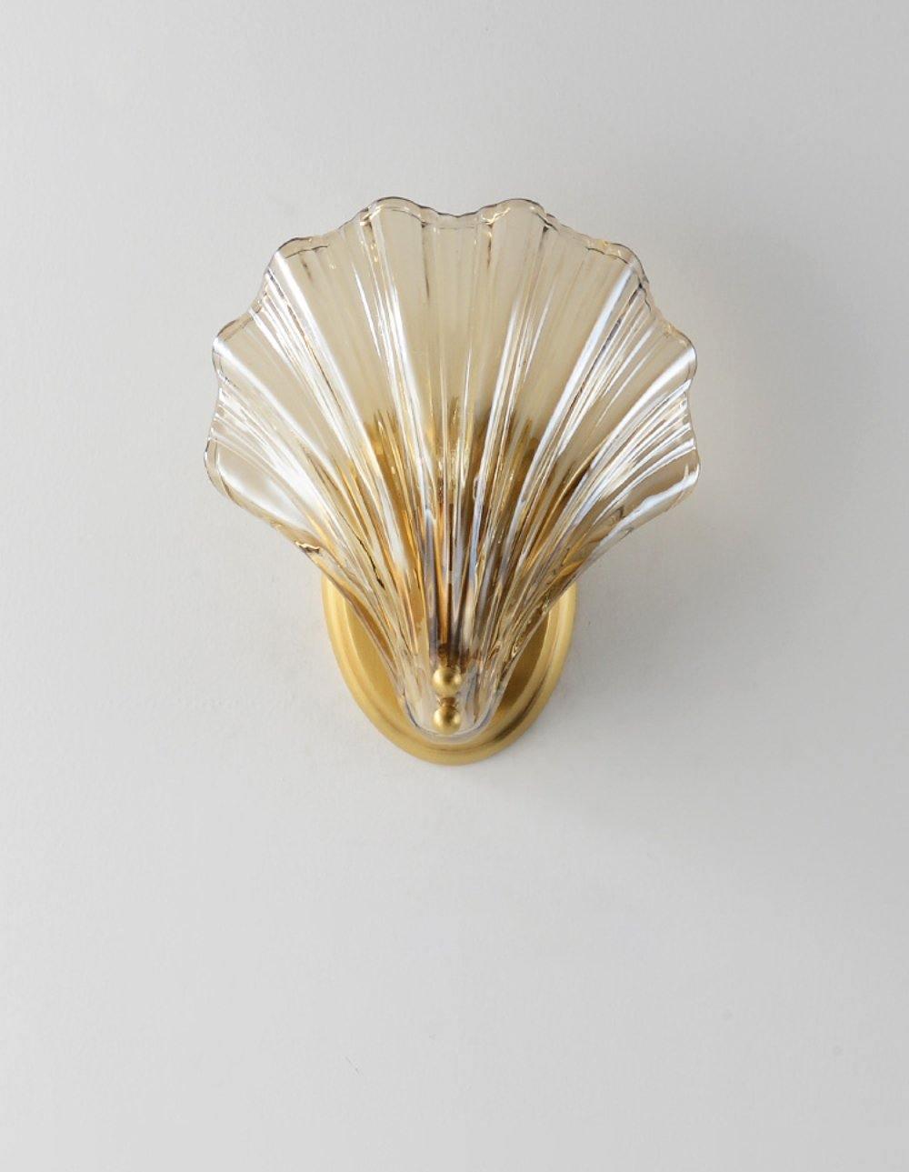 Coquille Brass Shell Wall Light