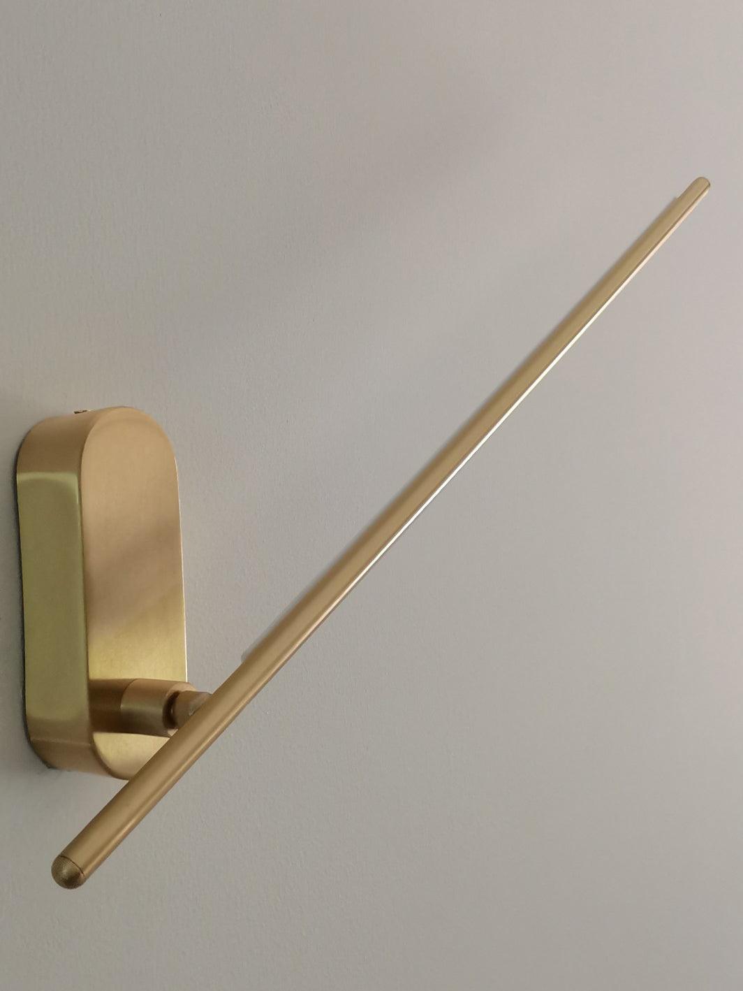 Stick-Shaped Metal Wall Sconce