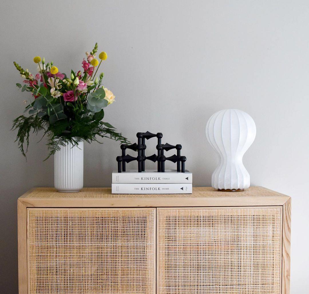 Nalvora Cocoon Resin Globe Table Lamp – detail 13
