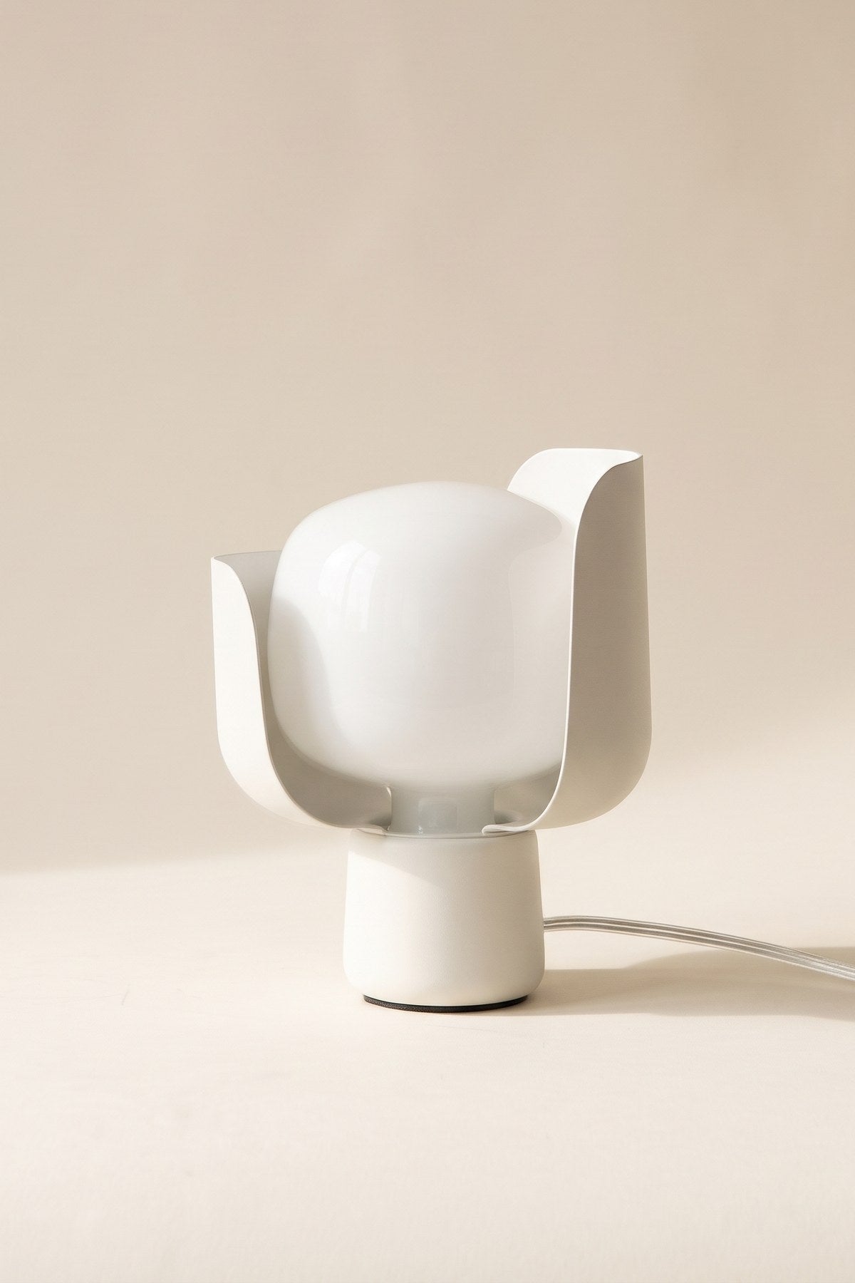Pethella Table Lamp in white